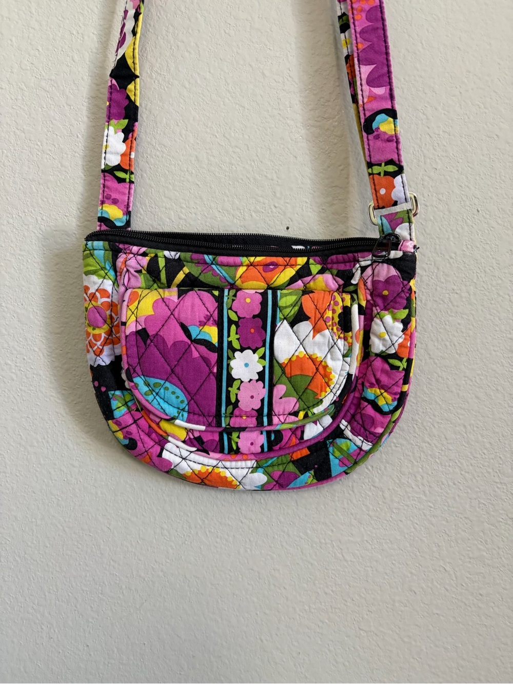 Vera Bradley Retired Va Va Bloom Lizzy Small Crossbody Bag & Clip Zip ID Case